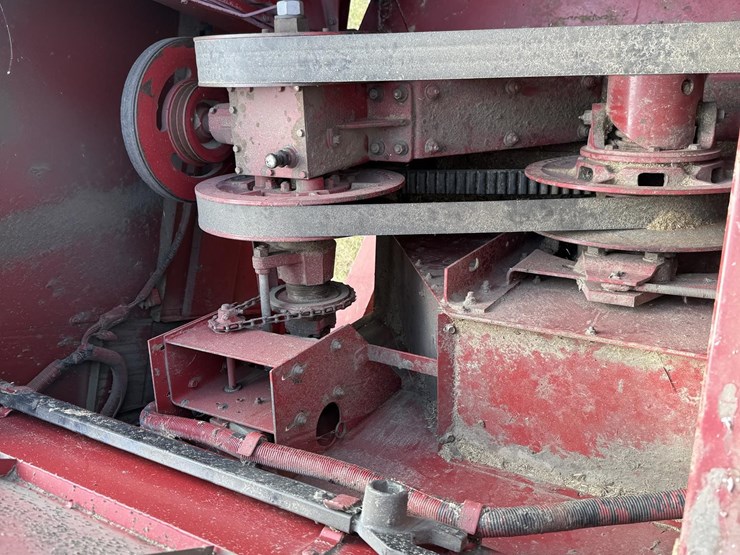 1997-case-ih-2188-image-44