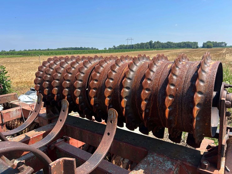 case-ih-415-image-3