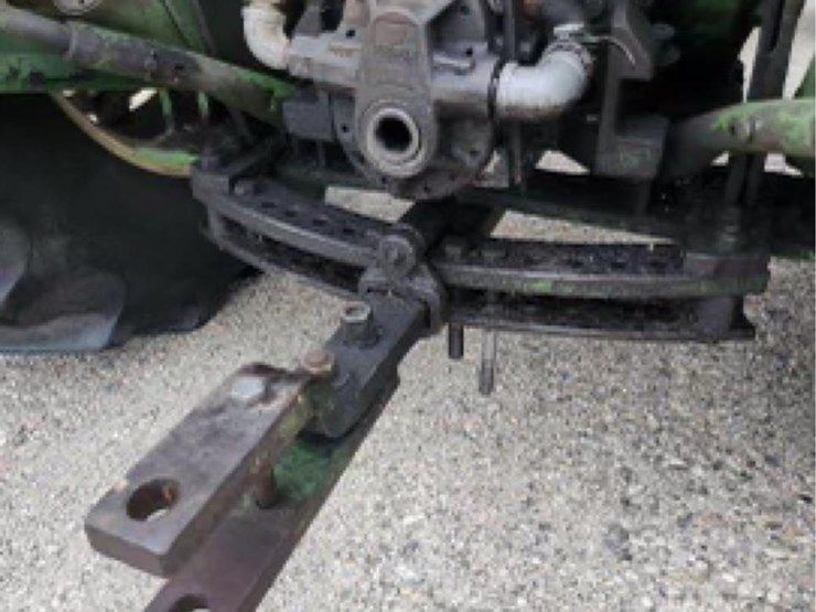 john-deere-4010-image-9