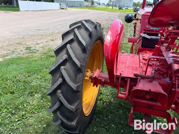1950-massey-ferguson-22-image-20