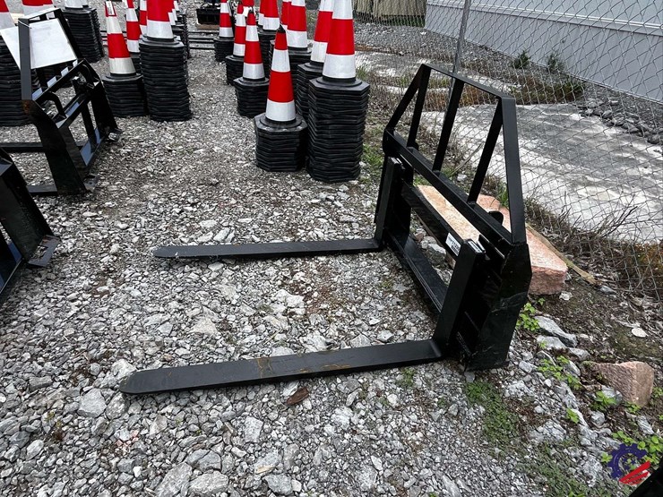 unused-2026-mower-king-sa-skid-steer-forks-attachment-image-4