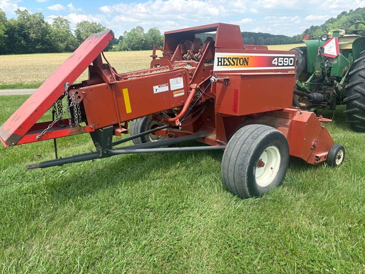 hesston-4590-image-7