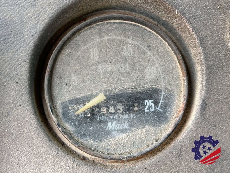1988-mack-dm690s-image-82