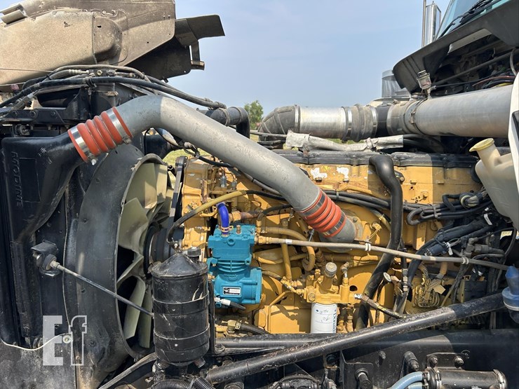 2007-kenworth-w900-image-40