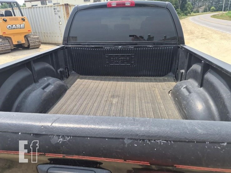 2006-dodge-ram-3500-image-11