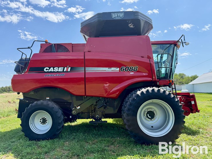 2012-case-ih-6088-image-4