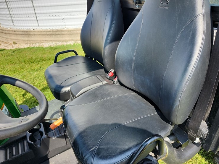 2012-john-deere-gator-image-17