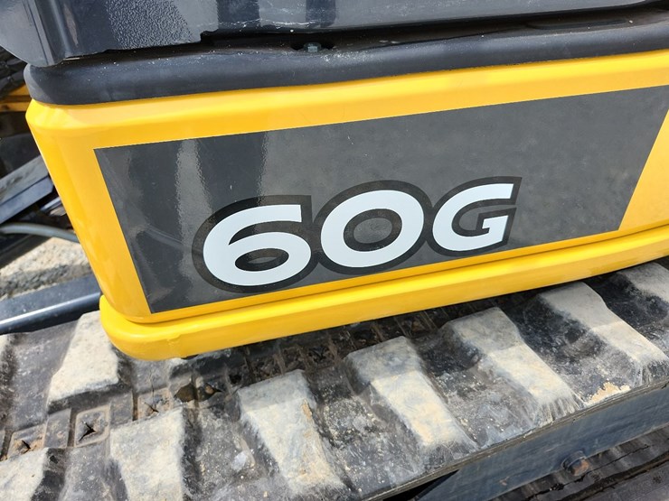 2022-deere-60g-image-2