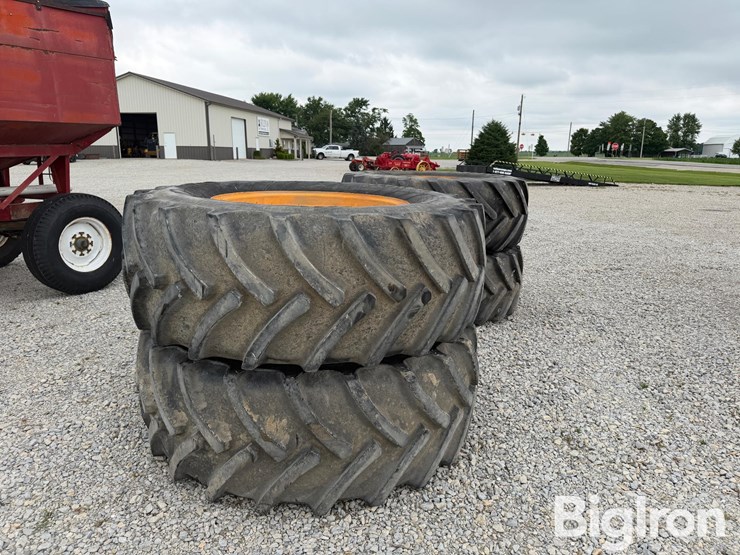 650/65r38-hagie-sprayer-tires-&-rims-image-2