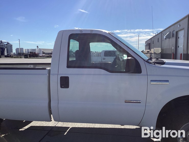 2005-ford-f250-xlt-image-17