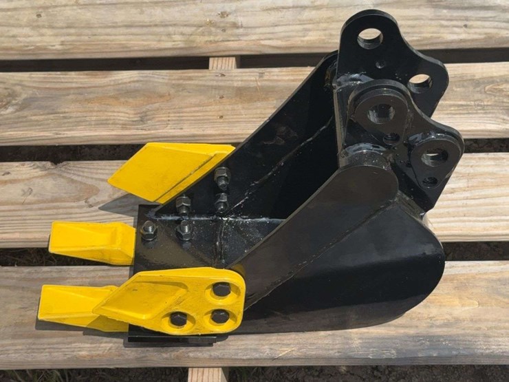 7”-w-mini-excavator-bucket-model-zl-12-image-2