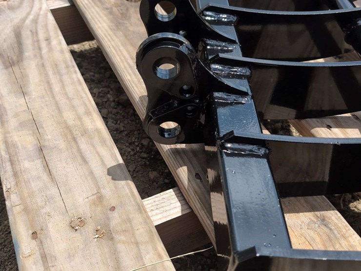 22"-mini-excavator-rake-image-2