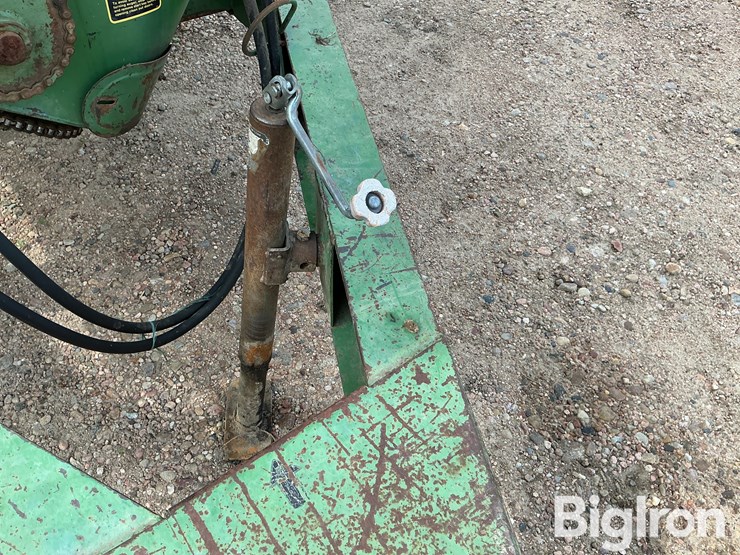 john-deere-400-image-11