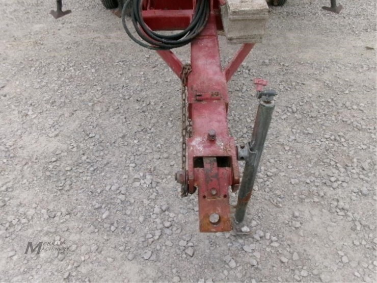 case-ih-4300-image-4