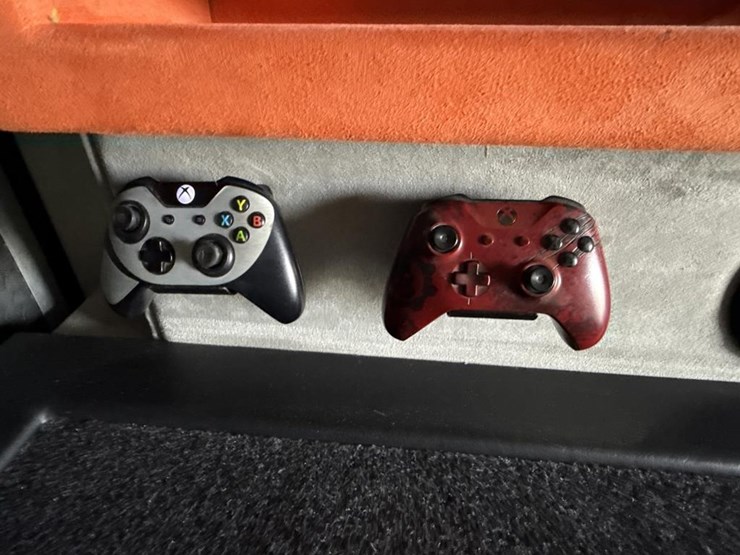 #63-•-2016-lark-20'-gaming-trailer-�-fully-equipped-image-53