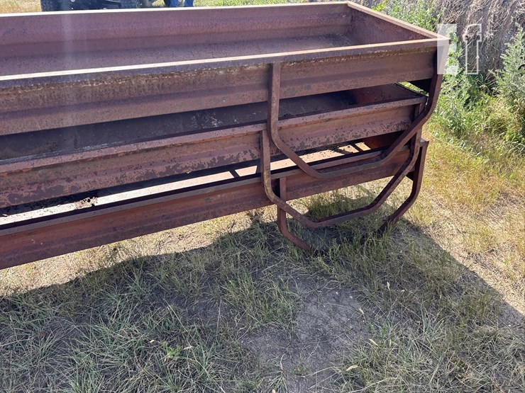 3x-feed-bunks-22x30-6956-image-6
