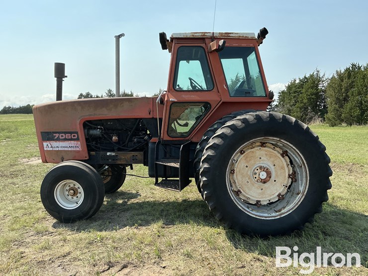 1981-allis-chalmers-7060-image-8