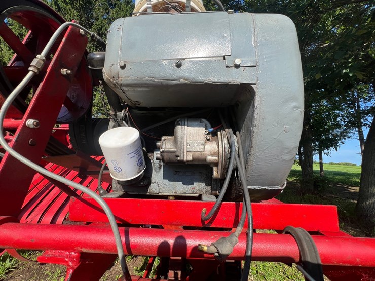 #9902-•-new-holland-square-baler-image-19