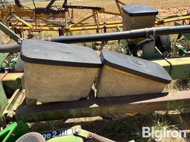 john-deere-7300-image-20