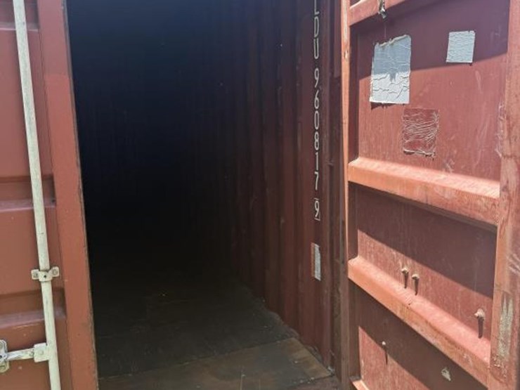 #42-•-20'-used-conex/-shipping-container-image-5