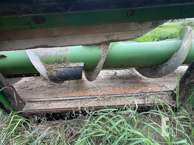 john-deere-844-image-3