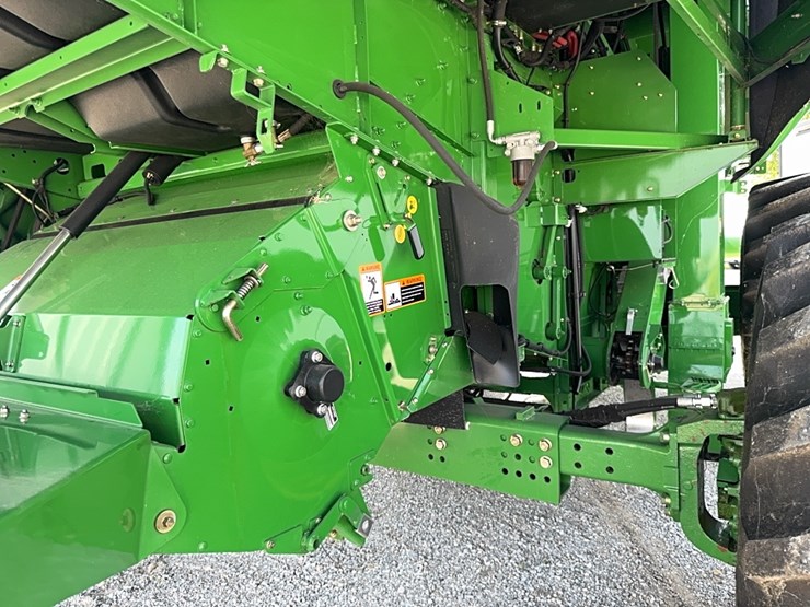 2010-john-deere-9670-sts-image-12