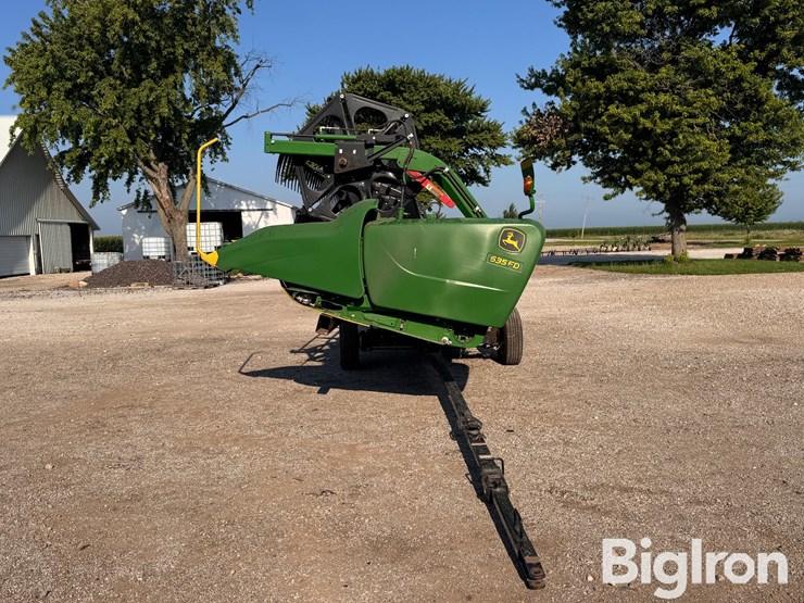 2016-john-deere-635fd-image-8