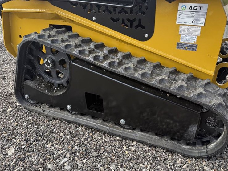 #4-•-mini-skid-steer-tracked-loader---gas-mx-crt23-image-4