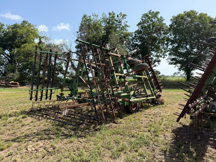 john-deere-726-image-3