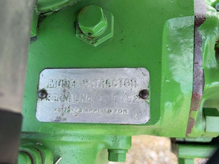 john-deere-model-b-image-12