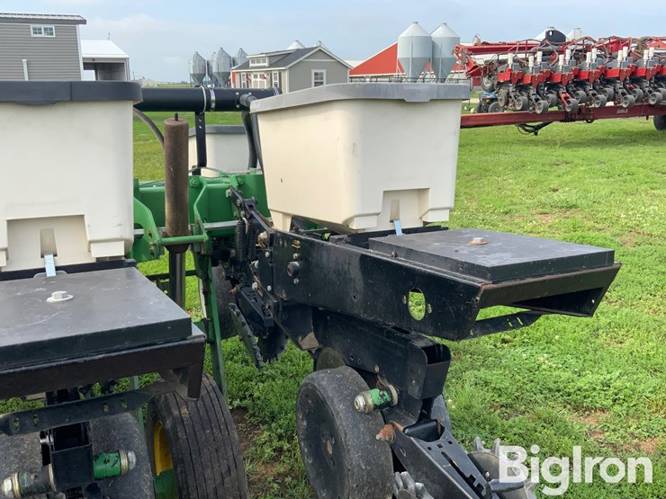 john-deere-7000-image-19