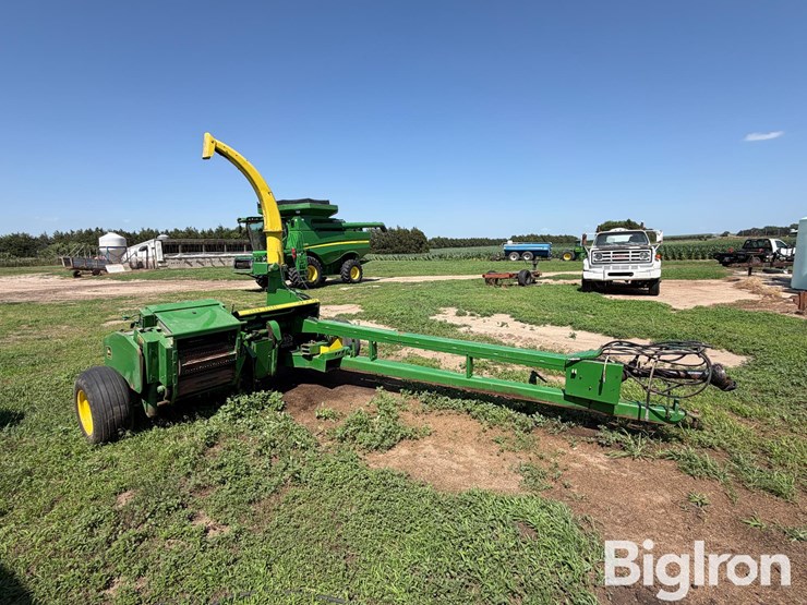 john-deere-3960-image-3