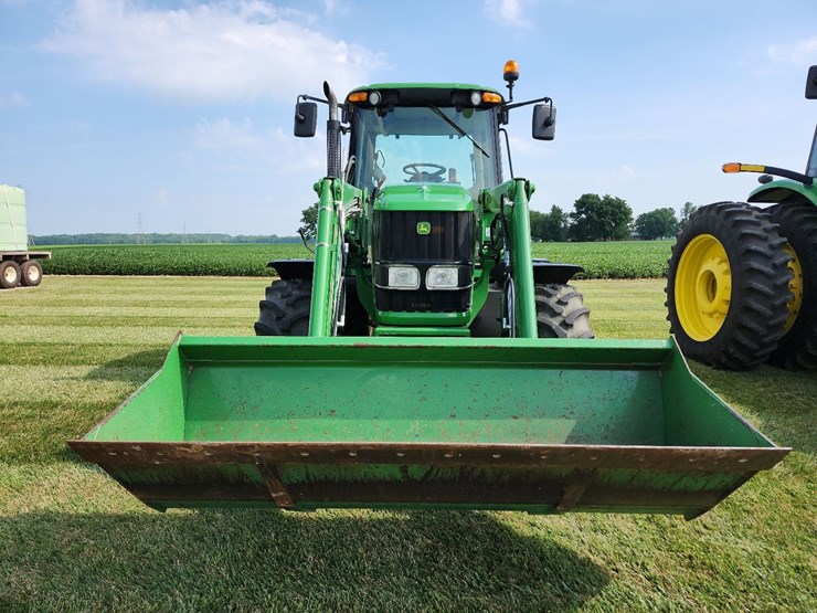 2008-john-deere-7230-image-22