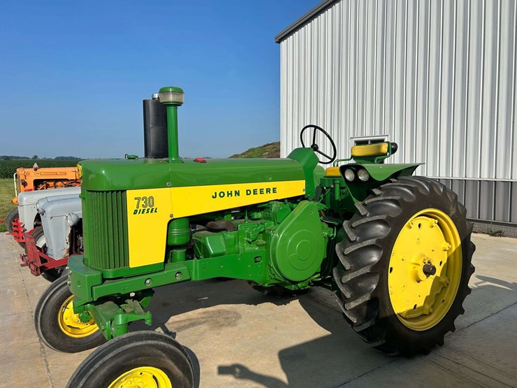 john-deere-730-image-1