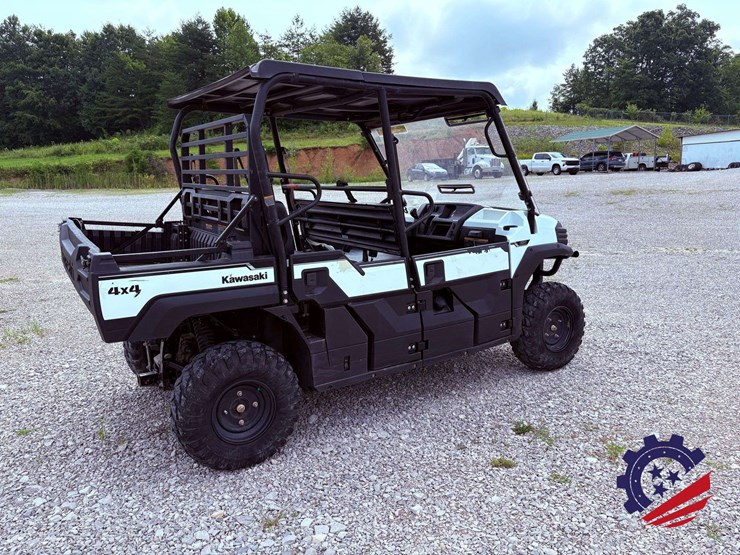 2023-kawasaki-mule-pro-fxt-image-3