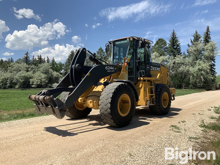 2017-deere-624k-image-1
