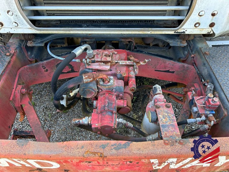 1998-mack-dm690s-image-17