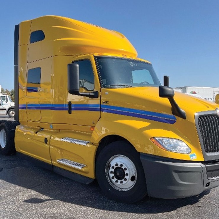 2022 INTERNATIONAL LT