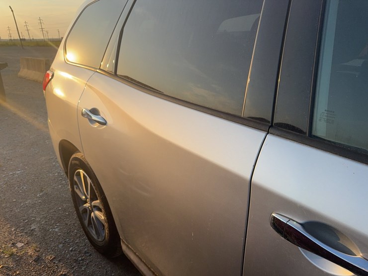 2016-nissan-pathfinder-image-6