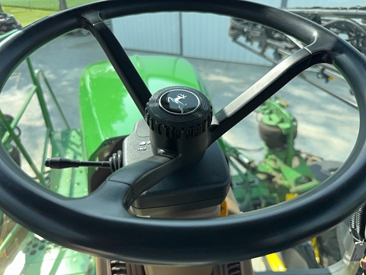 2011-john-deere-4730-image-6