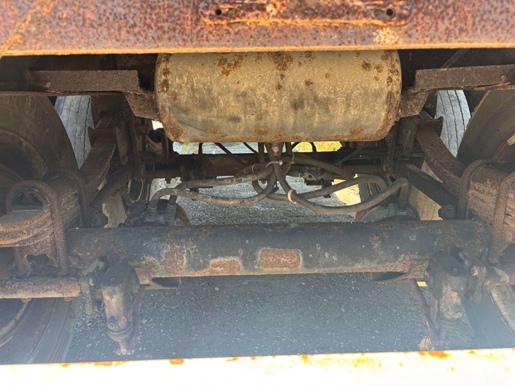 1995-wheeler-hopper-bottom-image-9