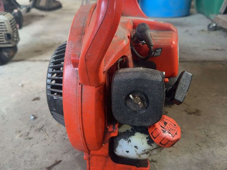 echo-pb-250-handheld-gas-powered-leaf-blower-image-7