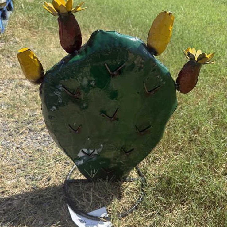 #100 • Metal Art - Small Cactus w/ Yellow Flower