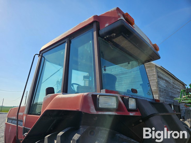1990-case-ih-7130-image-10