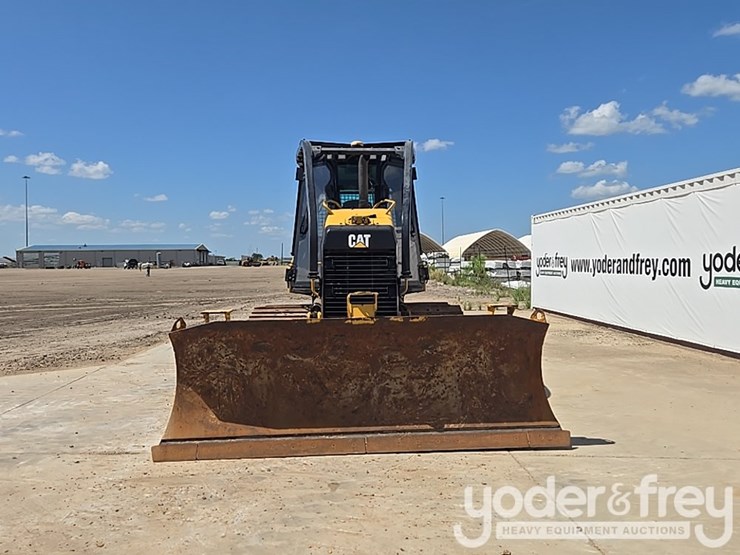 caterpillar-d5k2-image-8