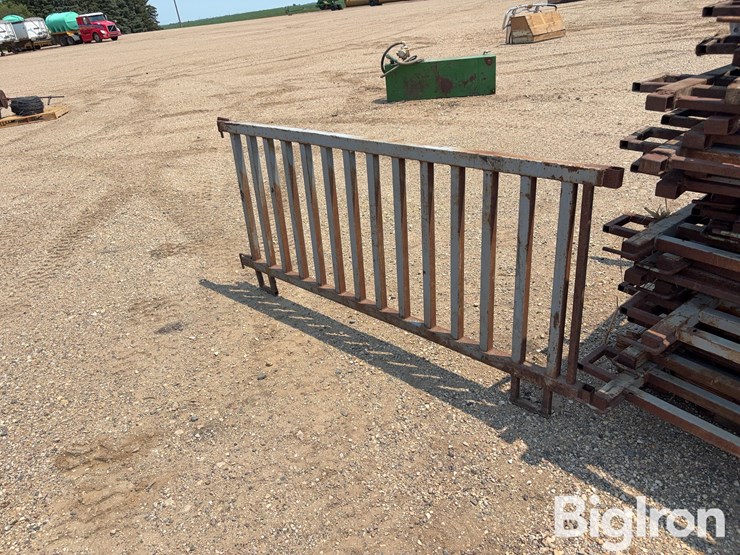 steel-tubing-livestock-gates-image-1