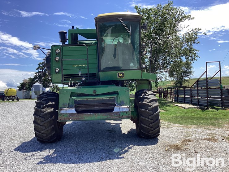 1981-john-deere-6620-image-2