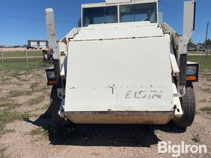 1990-elgin-pelican-image-12