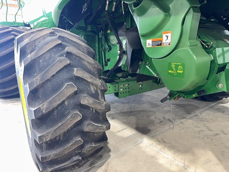 2010-john-deere-9670-sts-image-116
