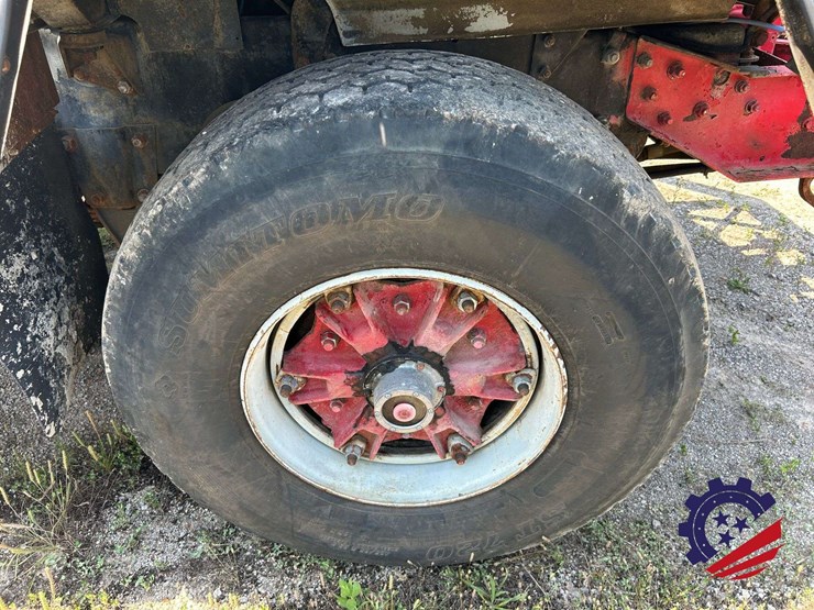1988-mack-dm690s-image-12